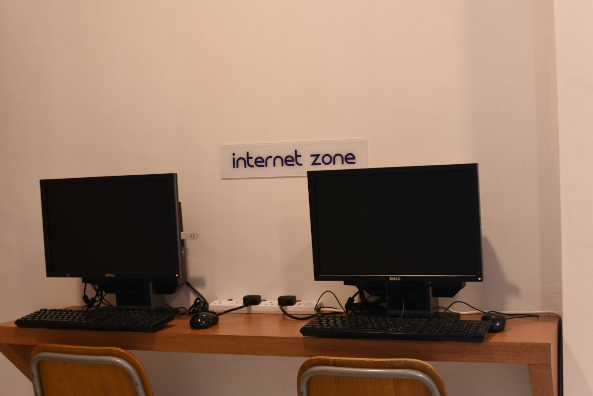 ג'והור בהרו Hotel Zamburger Second Link מראה חיצוני תמונה