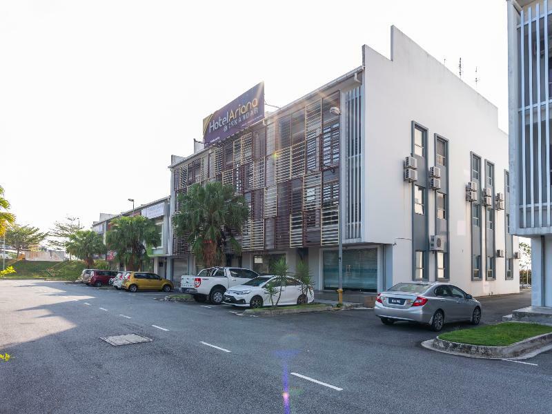 ג'והור בהרו Hotel Zamburger Second Link מראה חיצוני תמונה