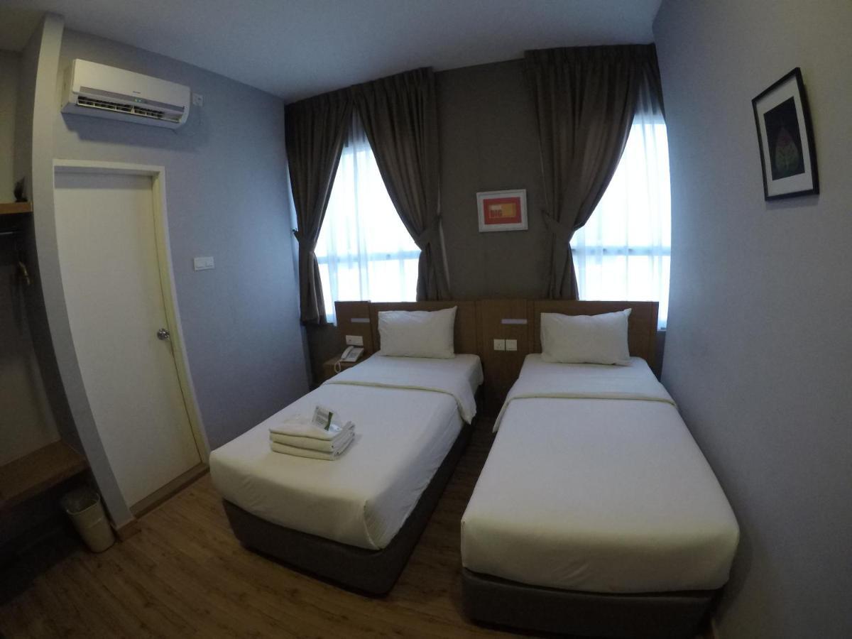 ג'והור בהרו Hotel Zamburger Second Link מראה חיצוני תמונה