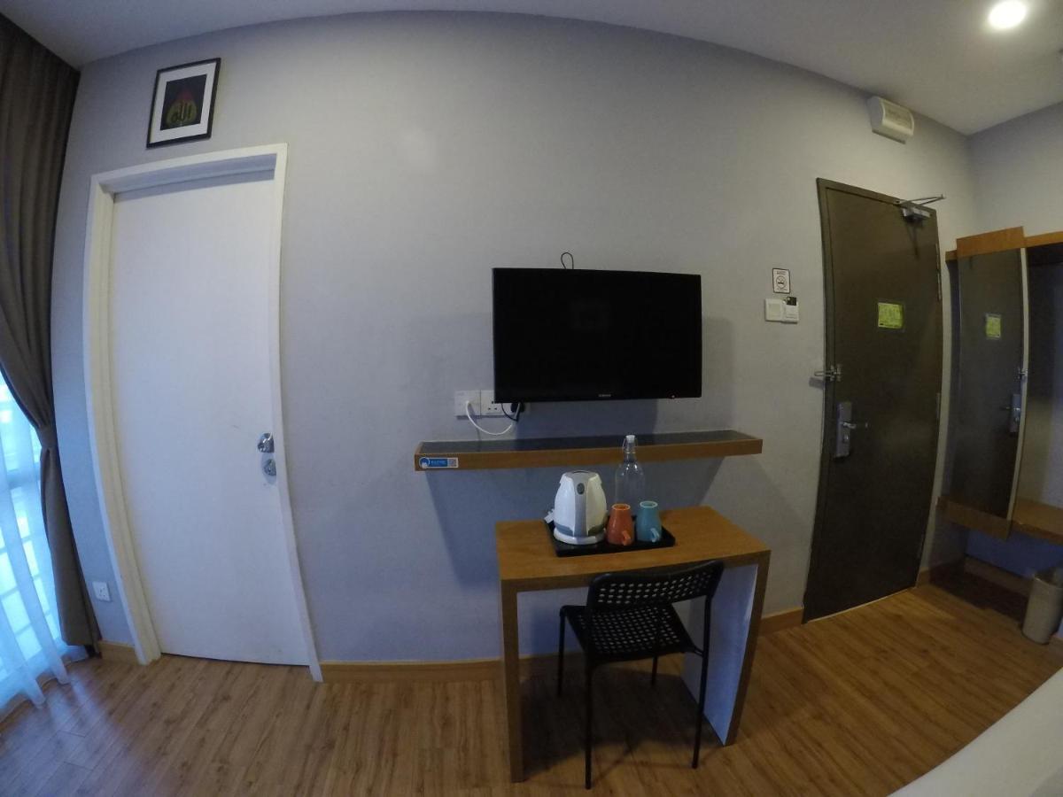 ג'והור בהרו Hotel Zamburger Second Link מראה חיצוני תמונה